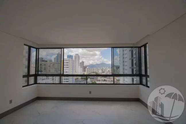 Imagem Apartamento com 3 Suítes e 2 Vagas alto padrão na 2a quadra