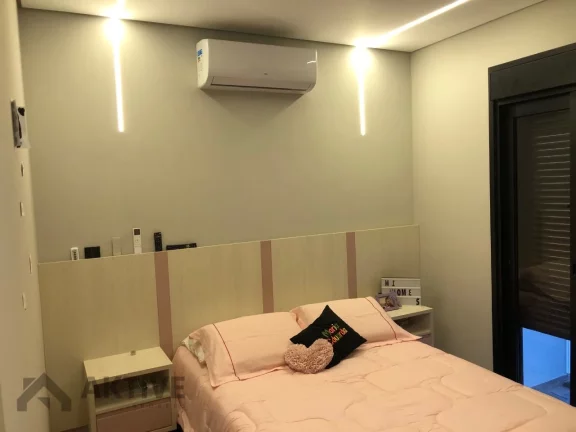 Imagem Casa de Condomínio em Granja Viana - Cotia