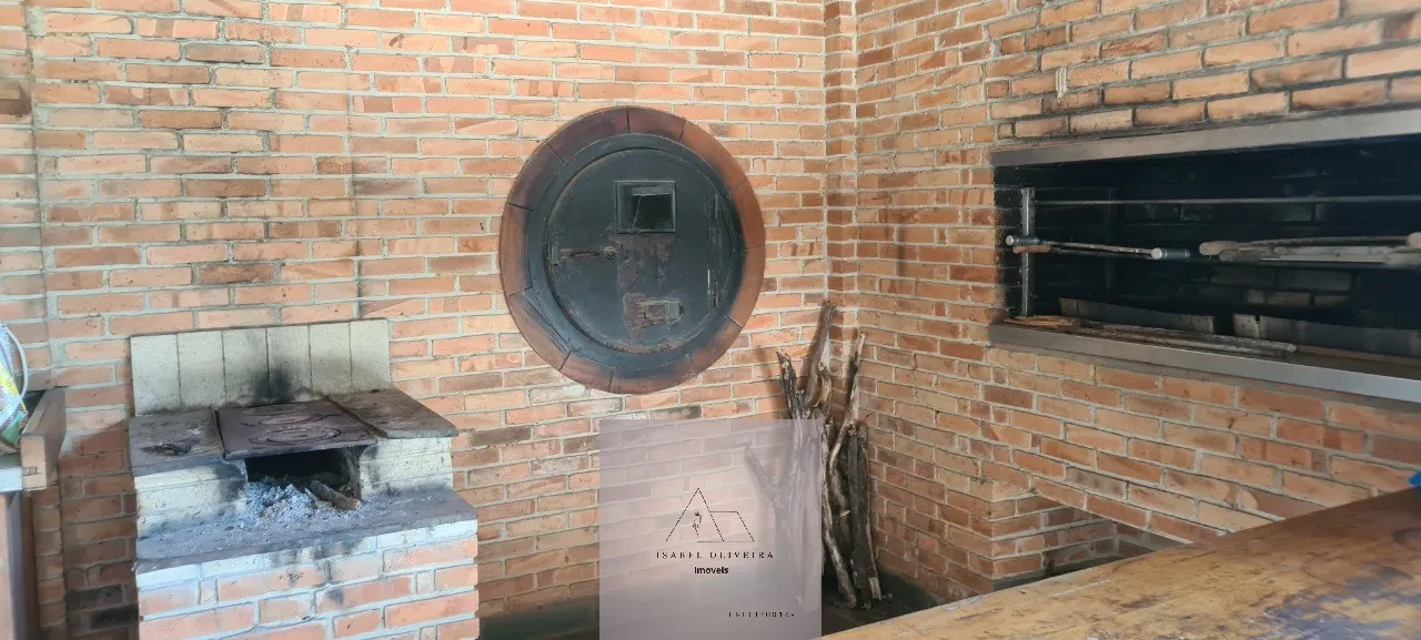 Imagem Sítio à Venda em Itu-SP, . 3 Quartos, 1 Suíte, 2 Salas, 2 Banheiros, 21.222,00 m² de Área.