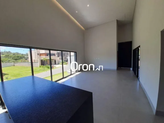 Imagem Casa à venda, 175 m² por R$ 1.490.000,00 - Jardins Capri - Senador Canedo/GO