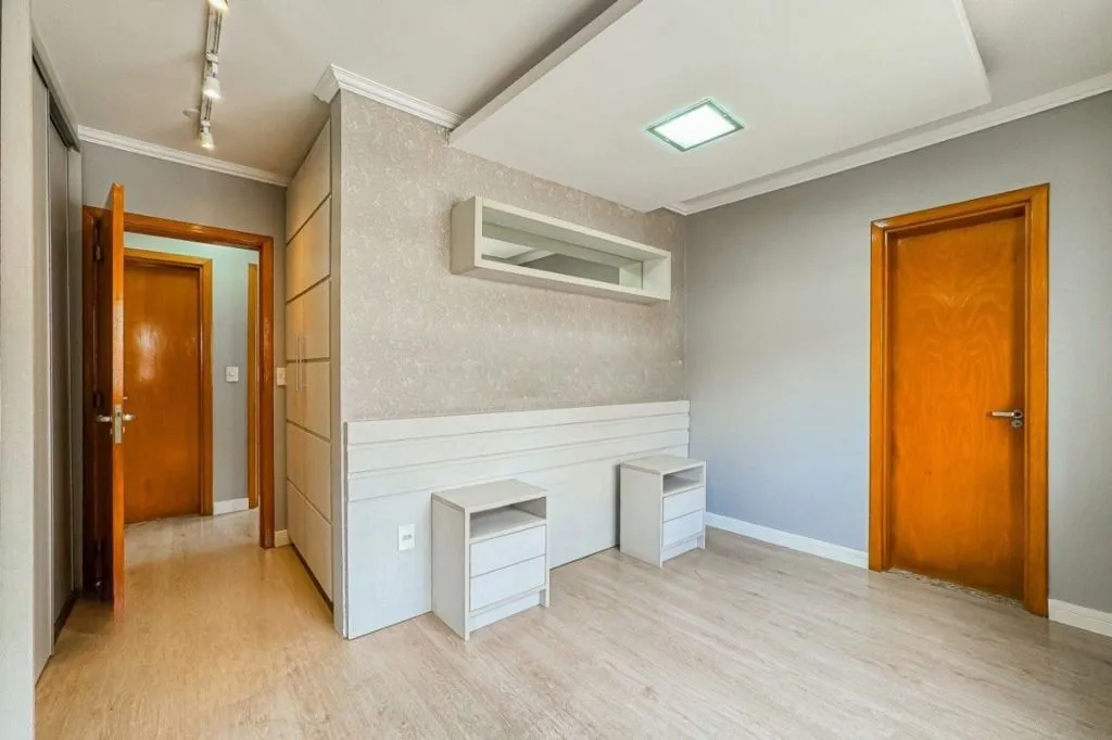 Imagem Apartamento 3 Dorm com Suíte e 2 Vagas no Cristo Redentor