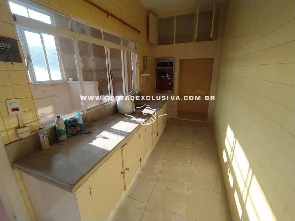 Imagem SOBRADO CENTRO ITATIBA SALÃO COMERCIAL e 4 DORM 464m² ÁREA ÚTIL