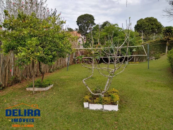 Imagem Linda chácara a venda, bem localizada em terra preta!