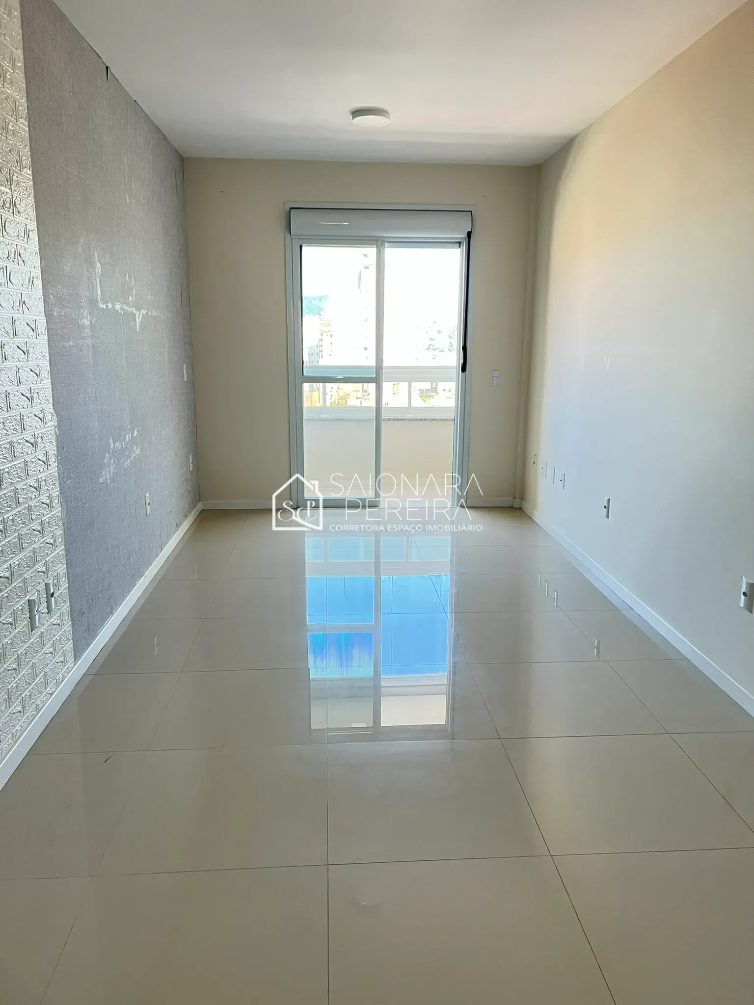 Foto do imóvel Apartamento com 2 dormitórios e suíte à venda no bairro Campinas, São José - SC em Rua Elizeu di Bernardi, 576 - Campinas, São José - SC