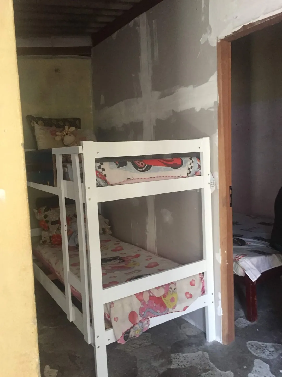 Imagem Comercial à venda 2 Quartos, 180M², Mantiqueira, Pindamonhangaba - SP