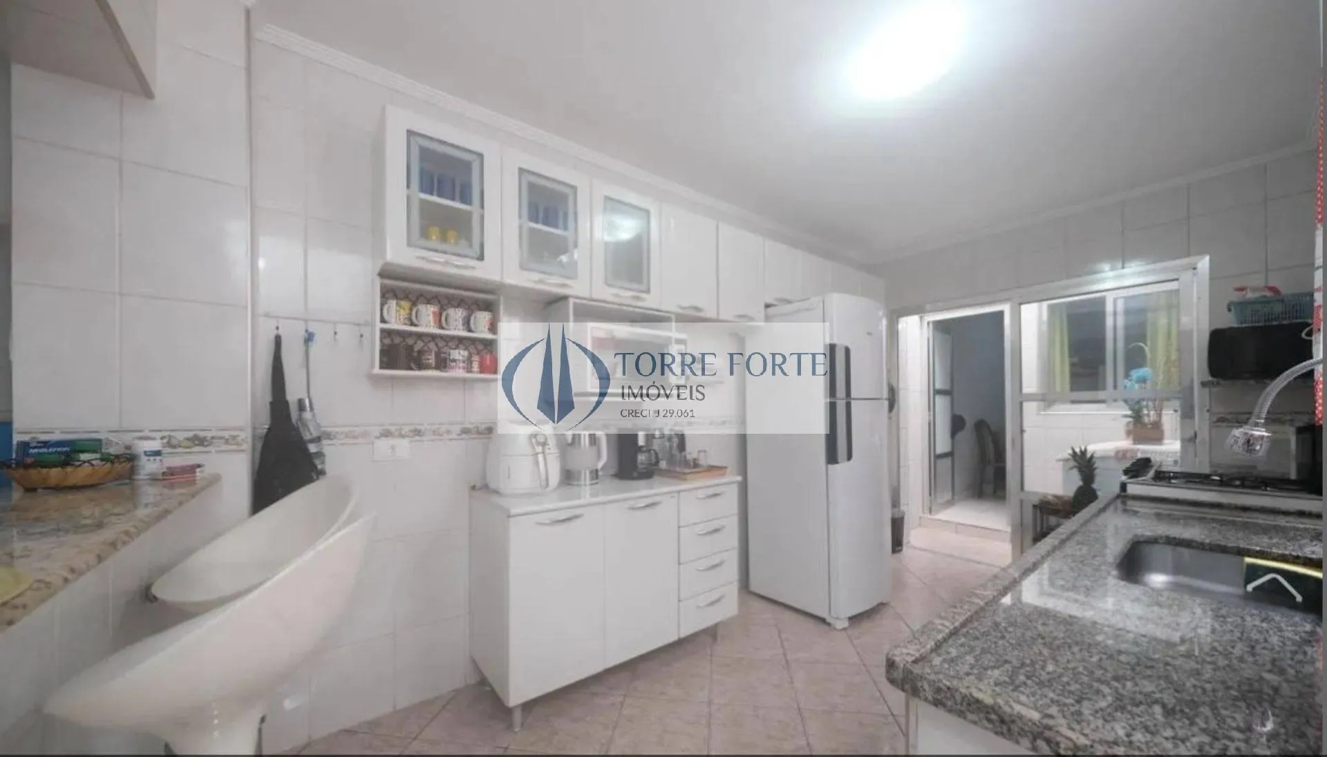 Imagem Sobrado com 3 dormitorios 1 suite 1 vaga , varanda no Parque Savoi City.