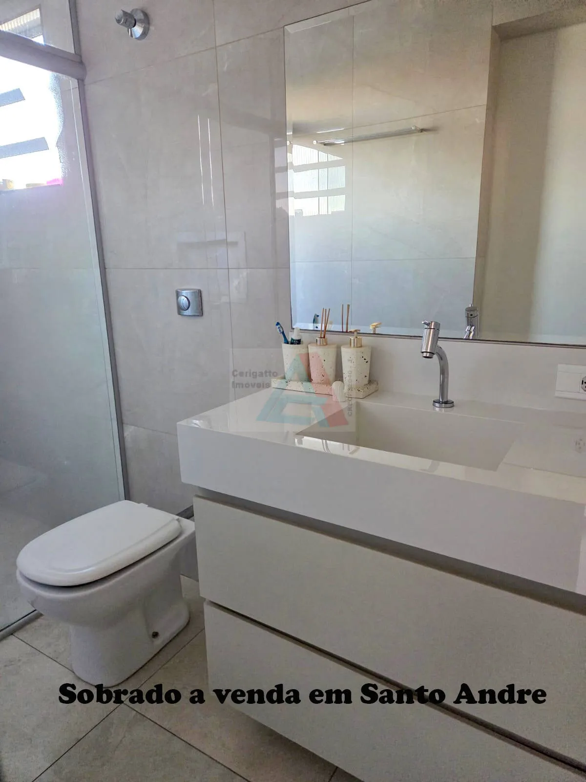 Imagem Sobrado 184m² | 4 Quartos |4 vagas - Jardim das Monções - Santo André