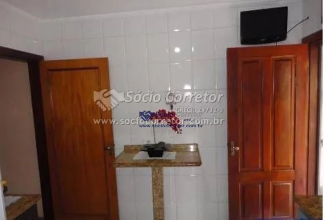 Imagem Vendo sobrado 155m - 3 Dorms. com Suíte- Por R$ 700.000,00 - Bom Clima