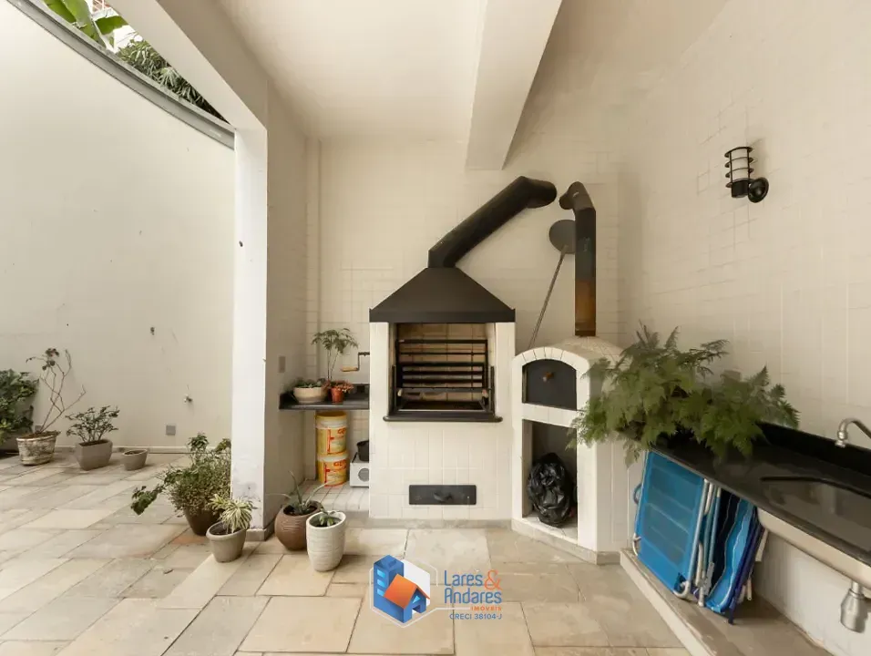Imagem Sobrado para venda em Morumbi com 4 quartos, sendo 4 suítes, 600m²