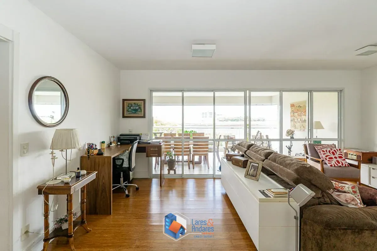Imagem Apartamento para venda em Santo Amaro com 3 quartos, sendo 3 suítes, 160m²