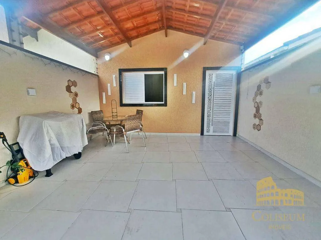 Imagem Casa com 2 dormitórios à venda, 94 m² por R$ 700.000,00 - Vilamar - Praia Grande/SP