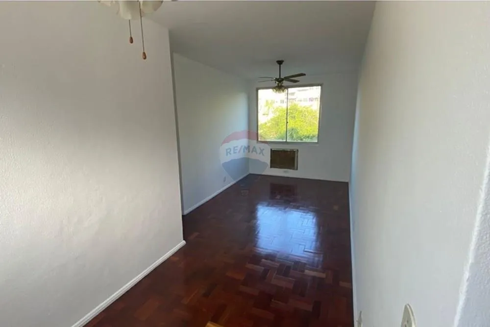 Imagem Apê Acolhedor com 2 Quartos na Praça Seca!
