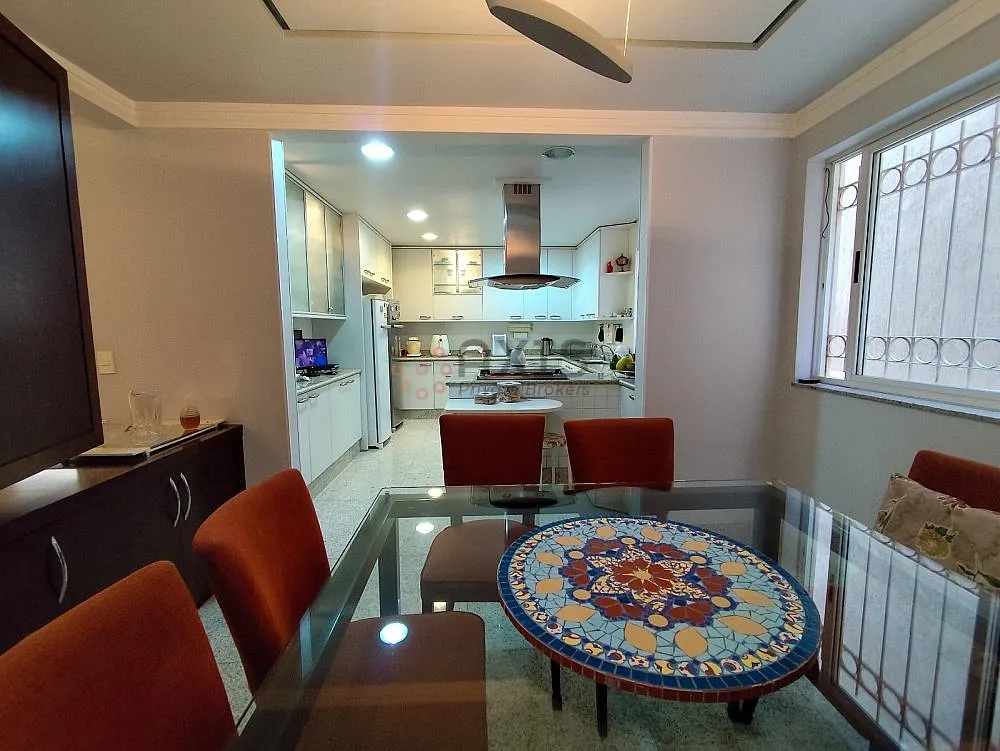 Imagem Casa Alto Padrão - 4 suítes - Mangabeiras - Abaixo do Valor
