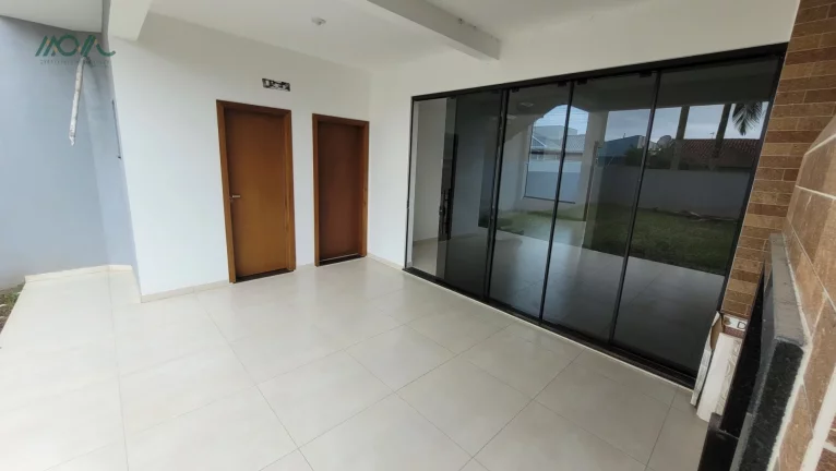 Imagem Sobrado novo na região central de Itapoá