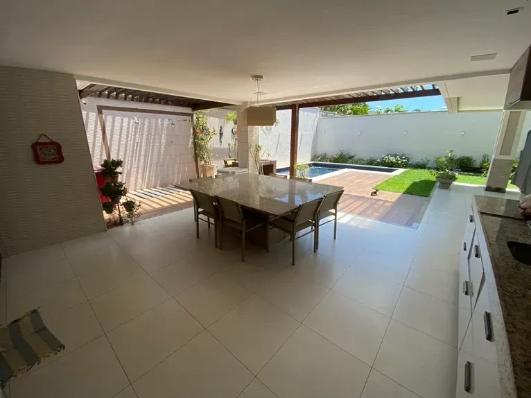 Imagem Casa de Condomínio com 4 Quartos à Venda, 325 m² em De Lourdes - Fortaleza