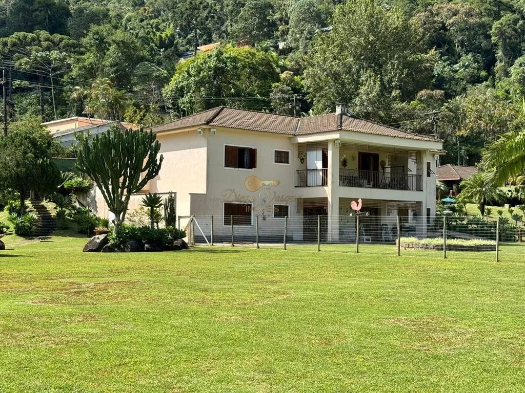 Foto do imóvel Casa para Venda em Teresópolis / RJ em Estrada Teresópolis Friburgo