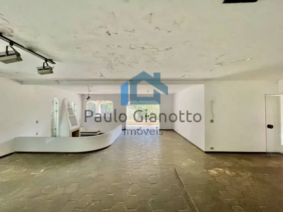 Imagem Casa Alto Padrão p/ Reformar na Granja Viana - Oportunidade