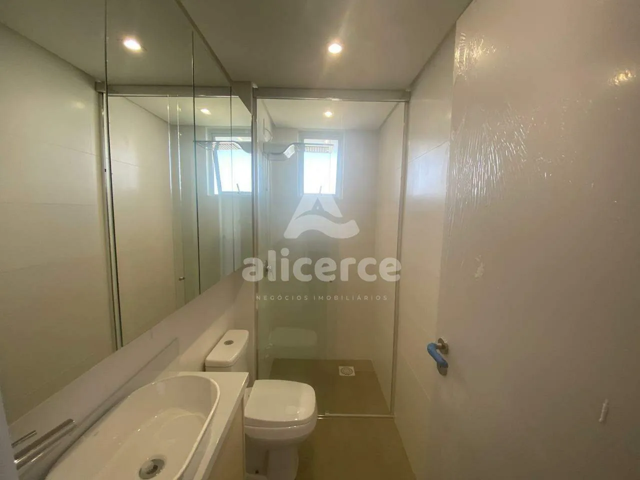 Imagem Apartamento vista mar para locação, 2 dormitórios, 1 suíte, 73,28m², bairro Ipiranga - São José/SC