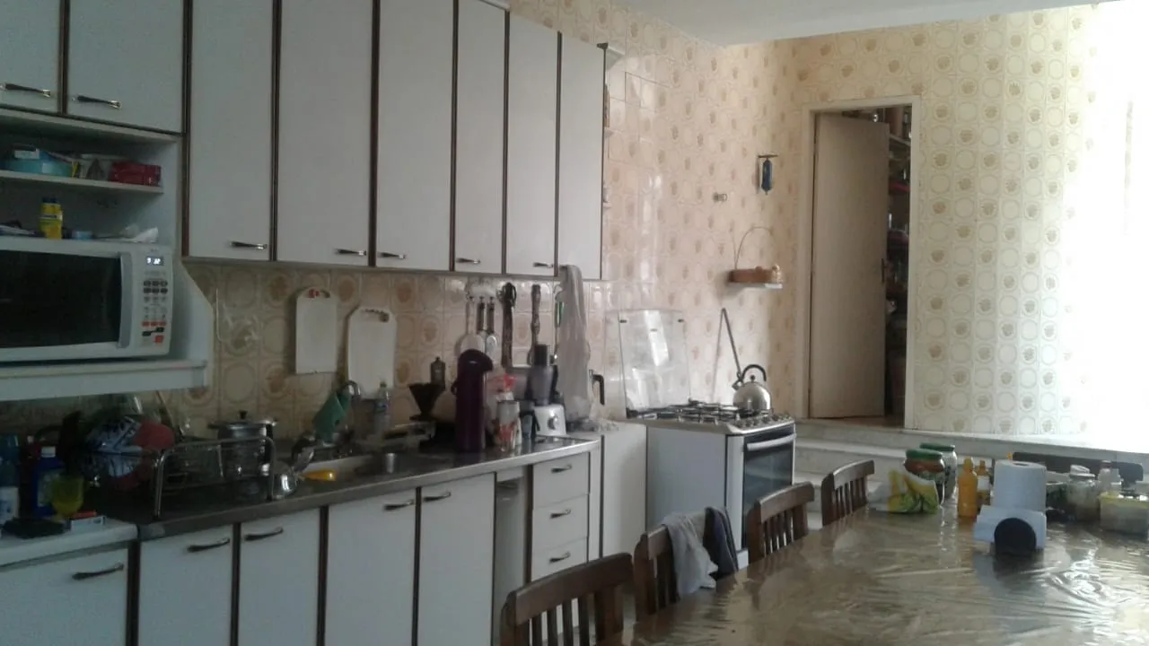 Imagem Comercial à venda 3 Quartos, 1 Suite, 10 Vagas, 664M², São Benedito, Pindamonhangaba - SP