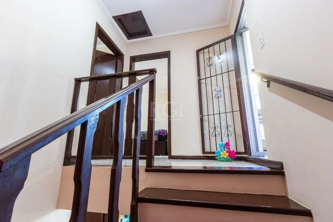 Imagem Casa Condominio para Venda - 107.13m², 3 dormitórios, sendo 1 suites, 1 vaga - Cavalhada