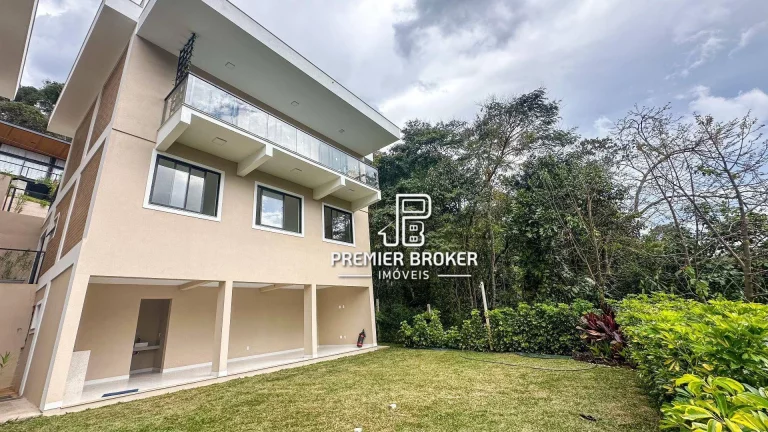 Imagem Casa com 4 dormitórios à venda, 200 m² por R$ 1.500.000,00 - Albuquerque - Teresópolis/RJ