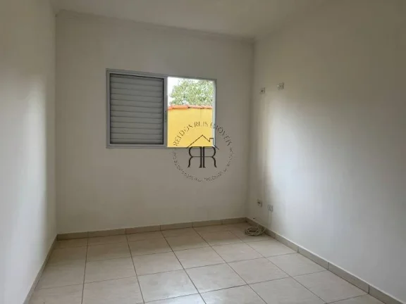 Imagem Venha morar nessa incrível casa com 2 quartos, perfeita para você e sua família! Com uma ampla sa...