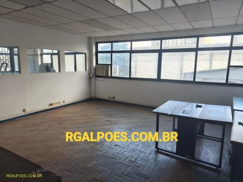 Imagem Galpão para Locação em RIO DE JANEIRO, IRAJÁ, 2 banheiros