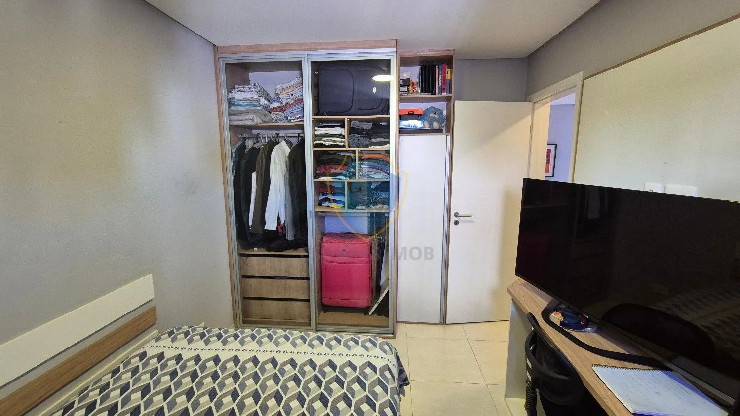Imagem Apartamento de 2 Dorms (1 Suíte) Churrasqueira na Varanda