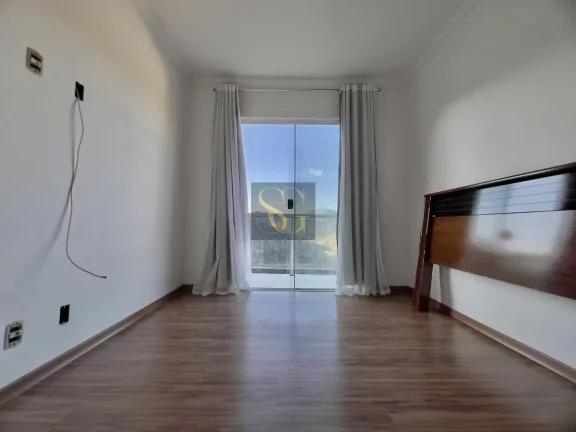 Imagem Casa para Venda em Teresópolis, Albuquerque, 4 dormitórios, 1 suíte, 3 banheiros, 2 vagas