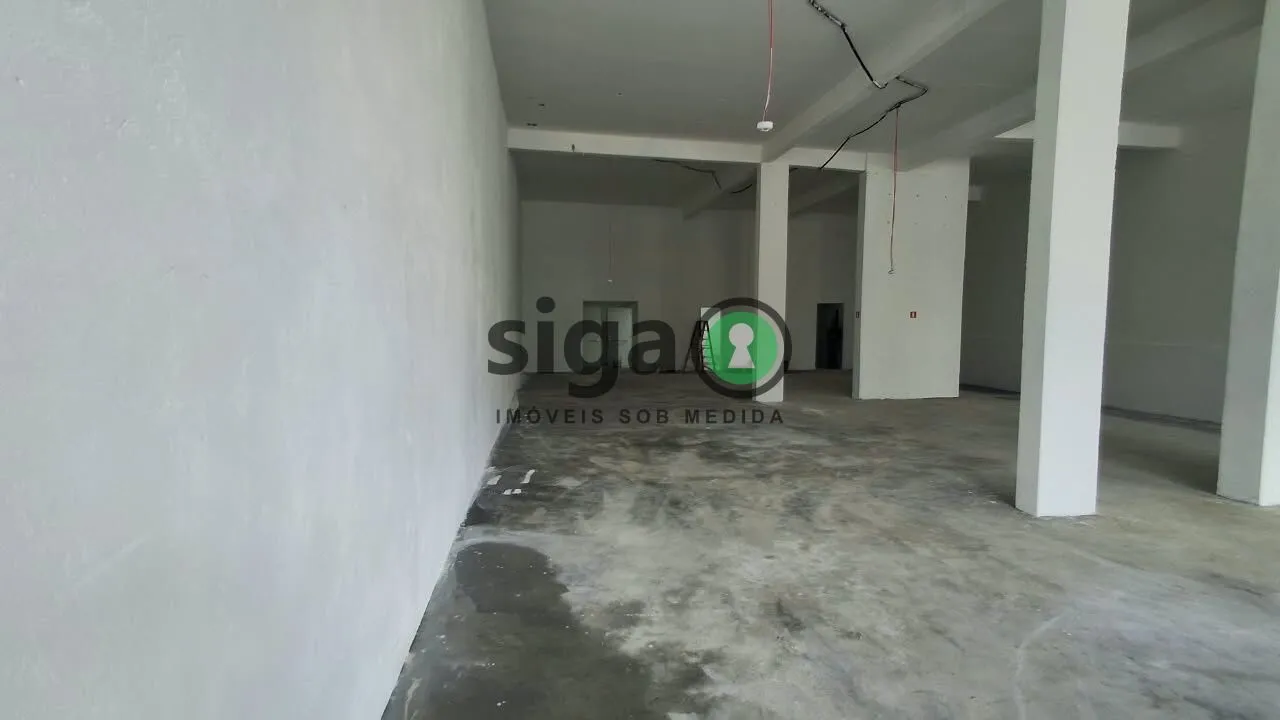 Imagem Loja de esquina com 500 m² para locação no Brooklin | Pé-direito duplo e porte-cochère