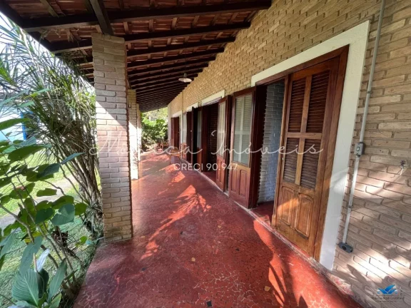 Imagem Área ampla com 3 imóveis - OPORTUNIDADE para pousada (80 mts da Praia)