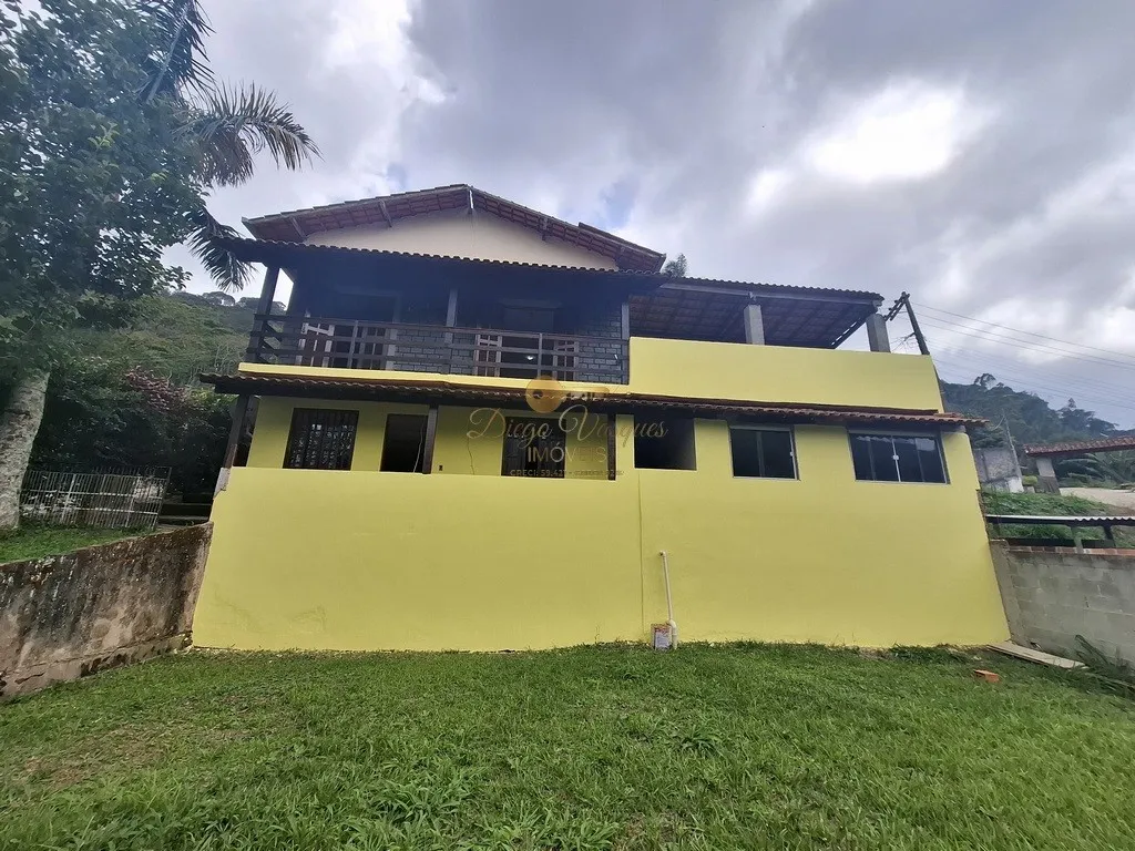 Imagem Casa para Venda em Teresópolis / RJ no bairro Pessegueiros