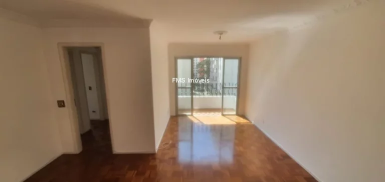 Imagem Apartamento para venda ou locação em Moema, SP, com 2 quartos, 3 banheiros, 2 vagas de garagem!