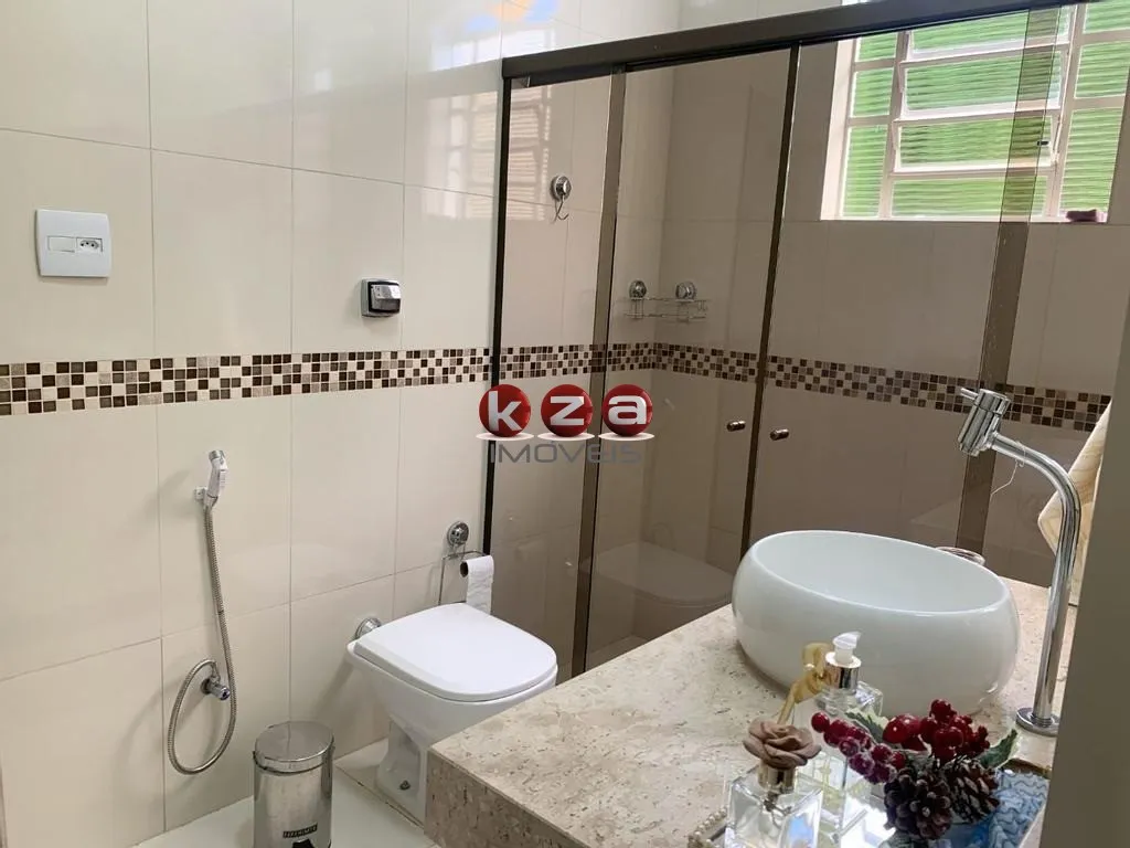 Imagem Imperdível oportunidade: Casa à venda em Vinhedo-SP, Condomínio Recanto Florido, 3 suítes, 3 salas, 4 banheiros, 2 vagas, 321m².