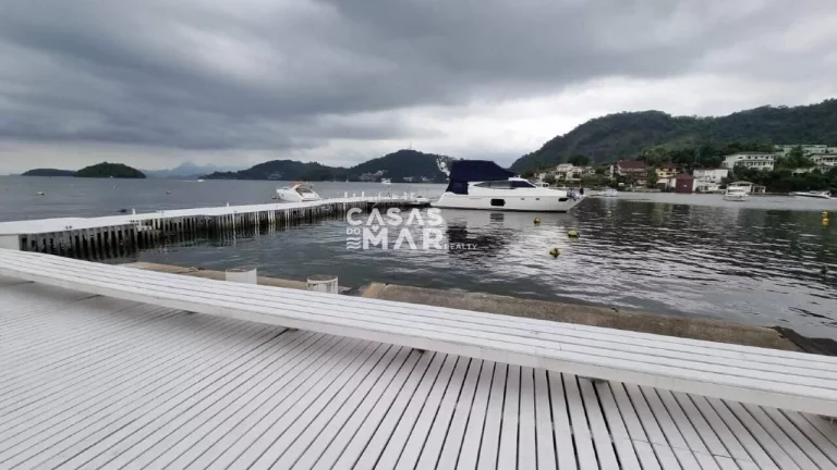Imagem Imperdível oportunidade: Casa à venda em Angra dos Reis-RJ, Praia da Ribeira (cunhambebe) - 5 quartos, 4 suítes, 5 banheiros, 3 vagas, 250m²!