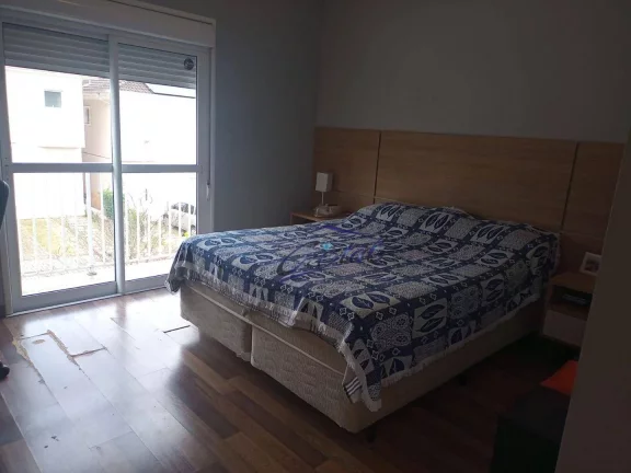 Imagem Excelente Casa na Granja Viana!