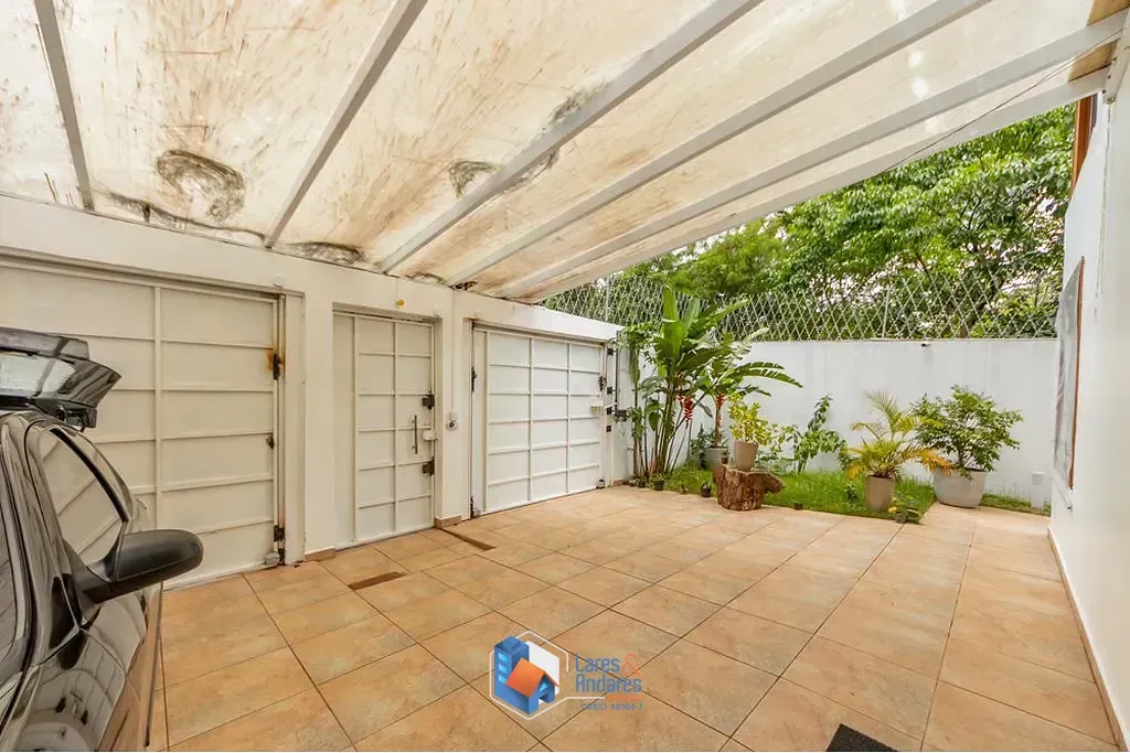 Imagem Casa à venda 3 Quartos 1 Suite 3 Vagas 247M² Guarapiranga São Paulo - SP