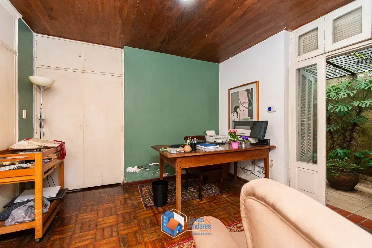 Imagem Casa para venda em Cidade Jardim com 3 quartos, sendo 1 suíte, 450m²
