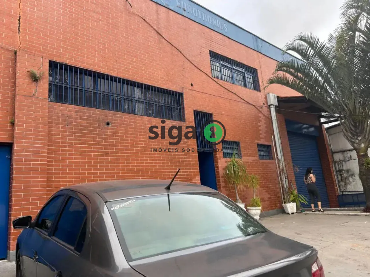 Imagem Galpão! Prédio Comercial para Locação - Localização Estratégica ZC