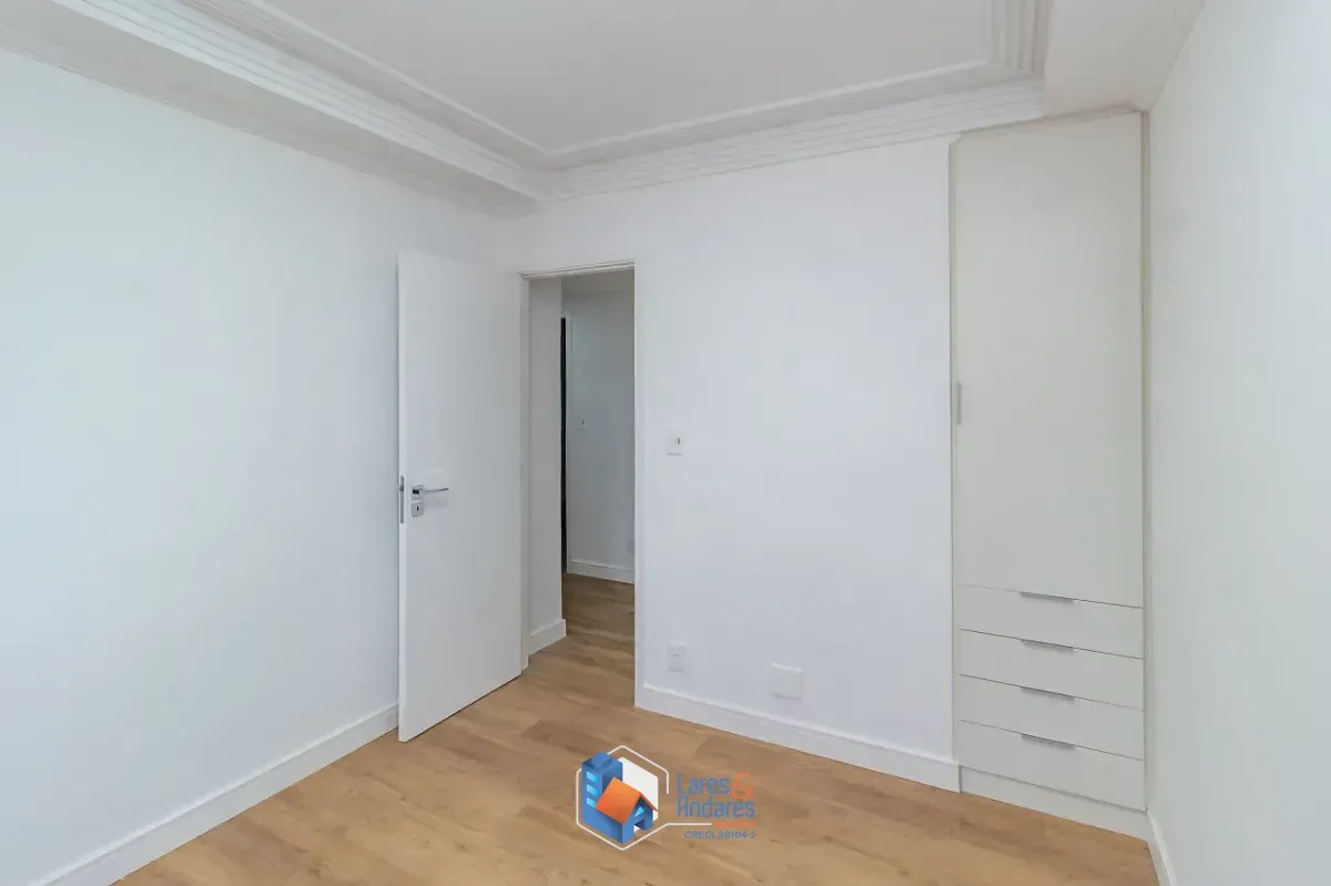 Imagem Apartamento para venda em Moema com 3 quartos, sendo 1 suíte, 112m²