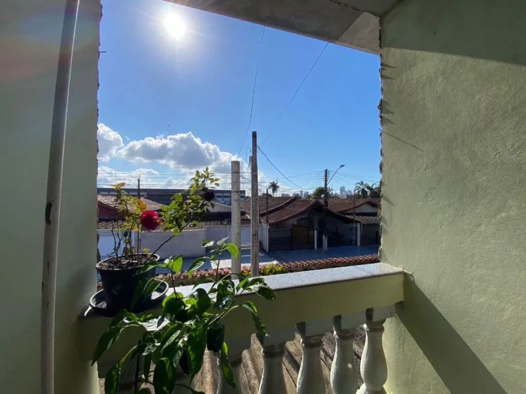 Imagem CASA COM 120,00 m² - SÍTIO DO CAMPO - PRAIA GRANDE SP