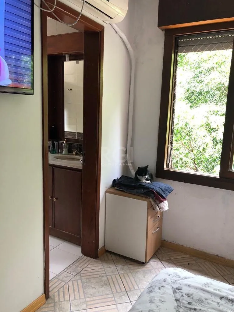 Imagem Cobertura para Venda - 100.94m², 3 dormitórios, sendo 1 suites, 2 vagas - Petrópolis