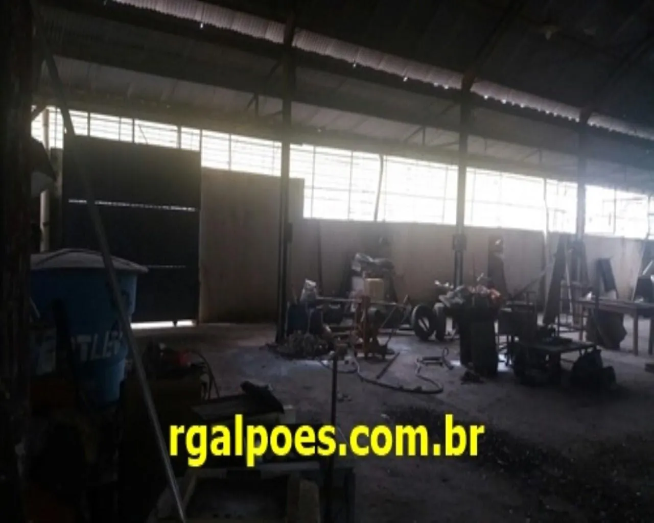 Imagem Galpão para Locação em BELFORD ROXO, Santa Amélia, 2 banheiros
