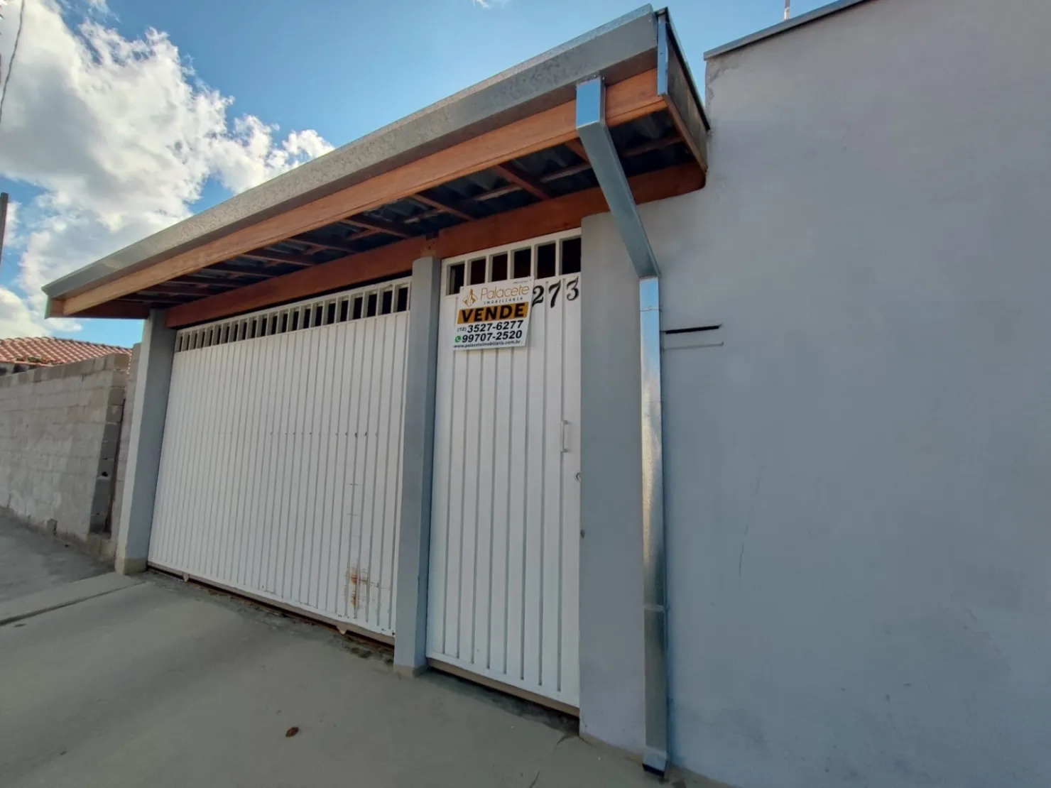 Imagem Casa à venda 3 Quartos, 1 Suite, 2 Vagas, 200M², Parque das Palmeiras, Pindamonhangaba - SP