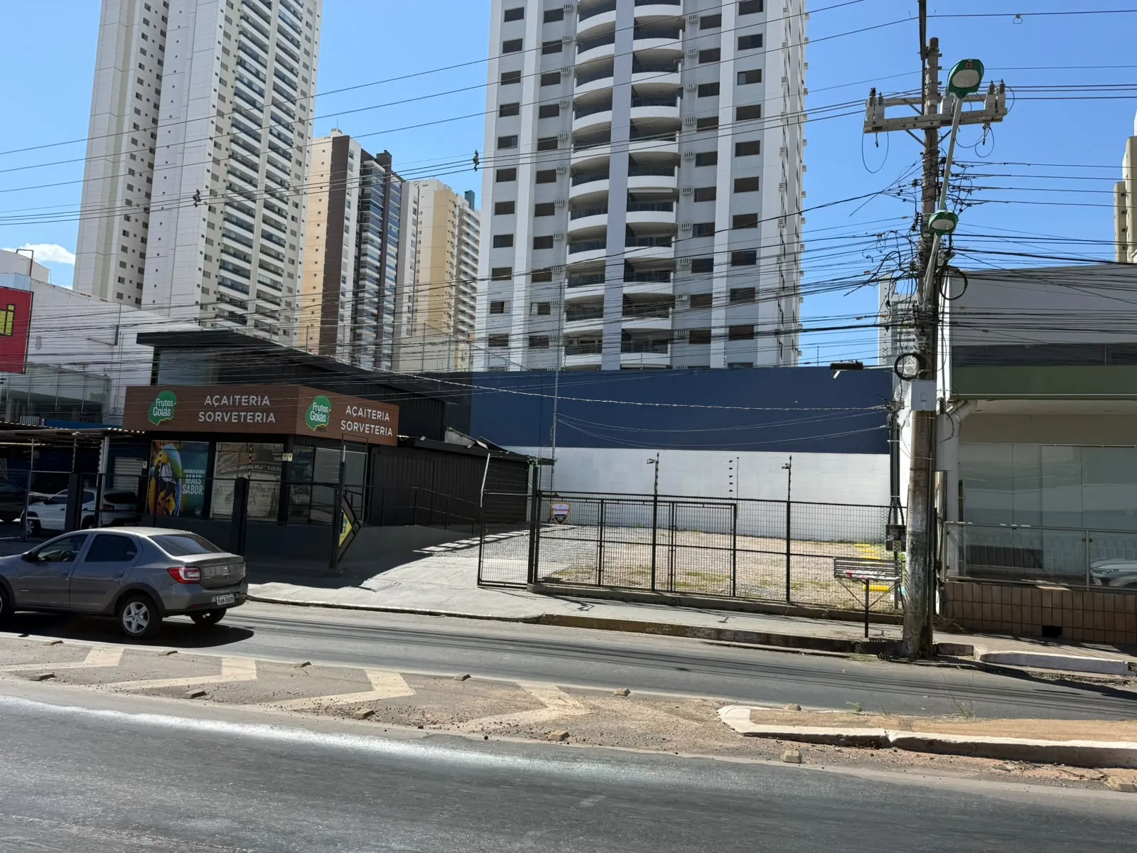 Imagem Salão comercial para locação na Av. Fernando Corrêa
