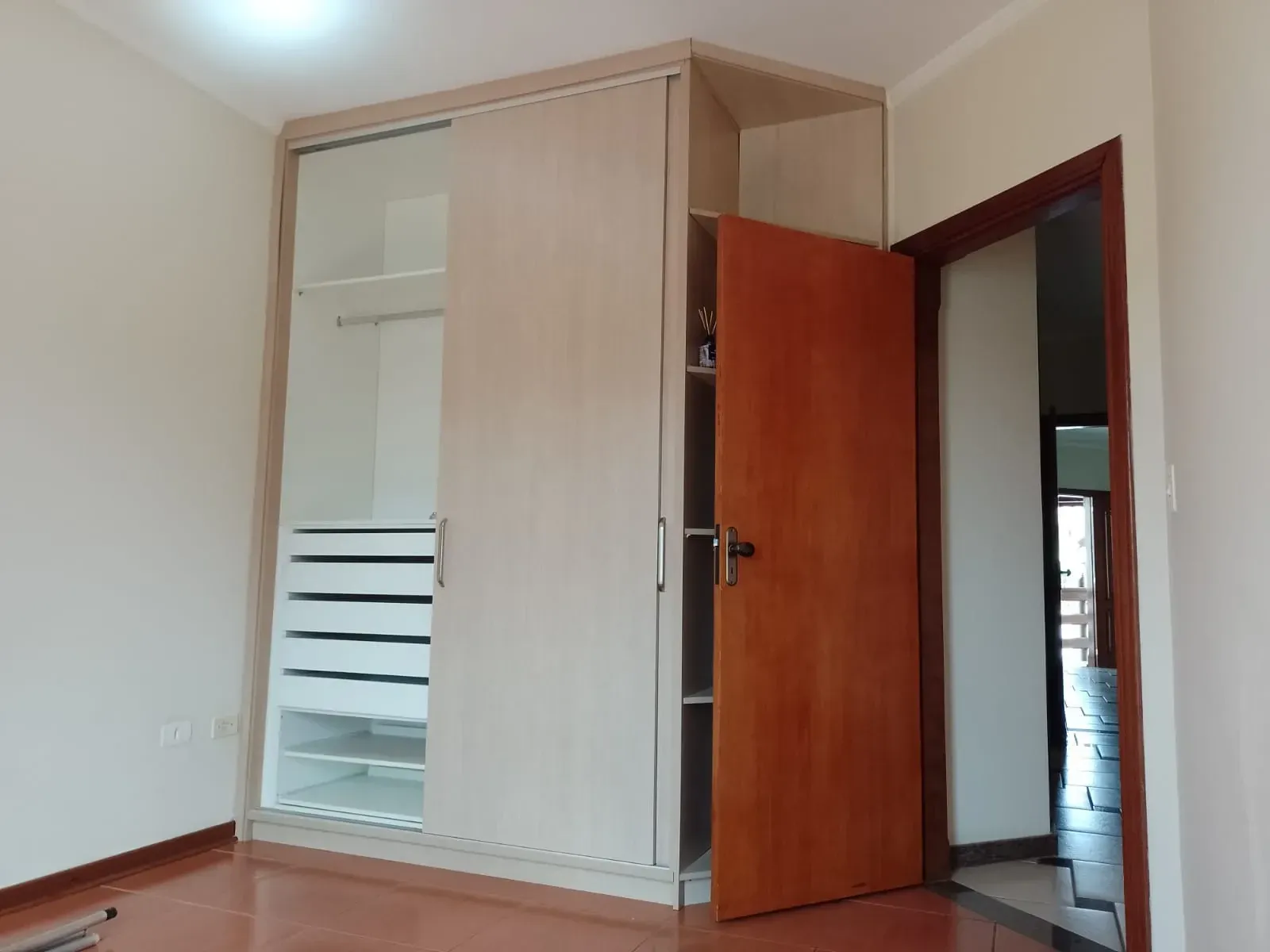 Imagem Casa com 3 Quartos à Venda, 208 m² em Centro - Poços de Caldas