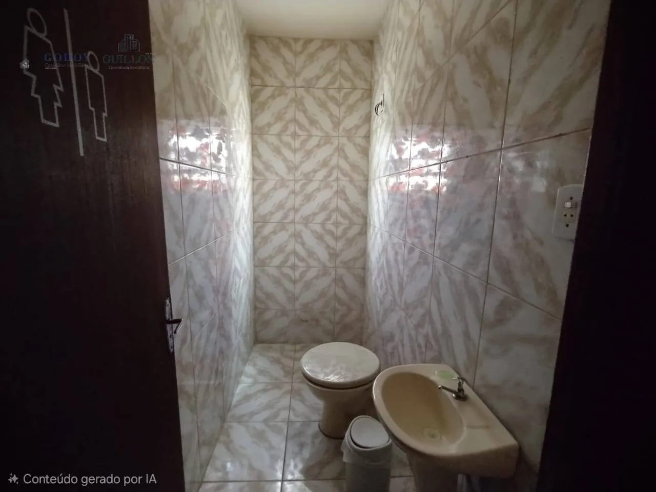 Imagem Renda Garantida e Ótima Localização: 2 Casas à Venda em Bairro Consolidado