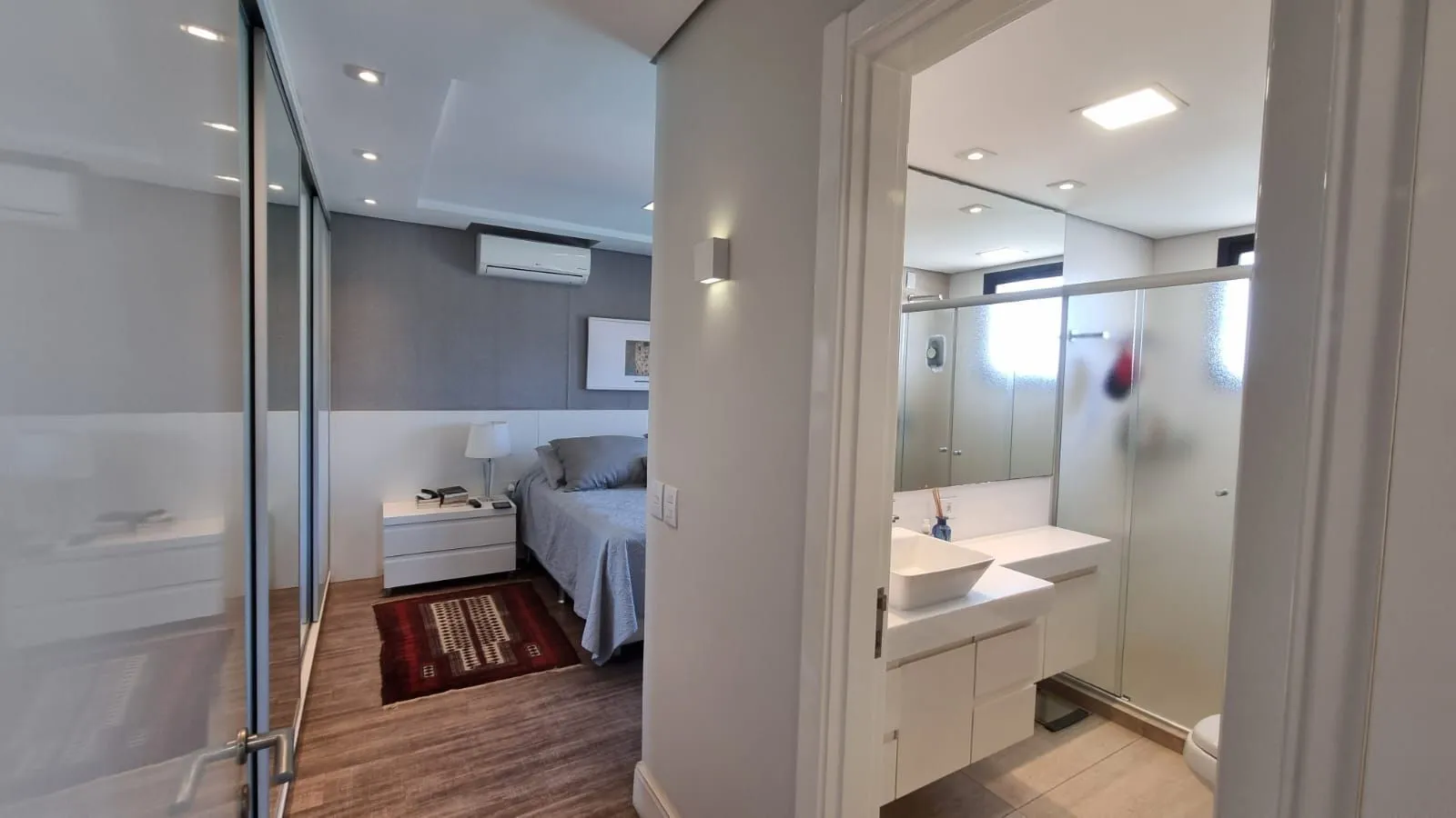 Imagem Apartamento 3 dormitórios com dependência, 127m privativos, duas vagas individuais no Bairro Higienópolis