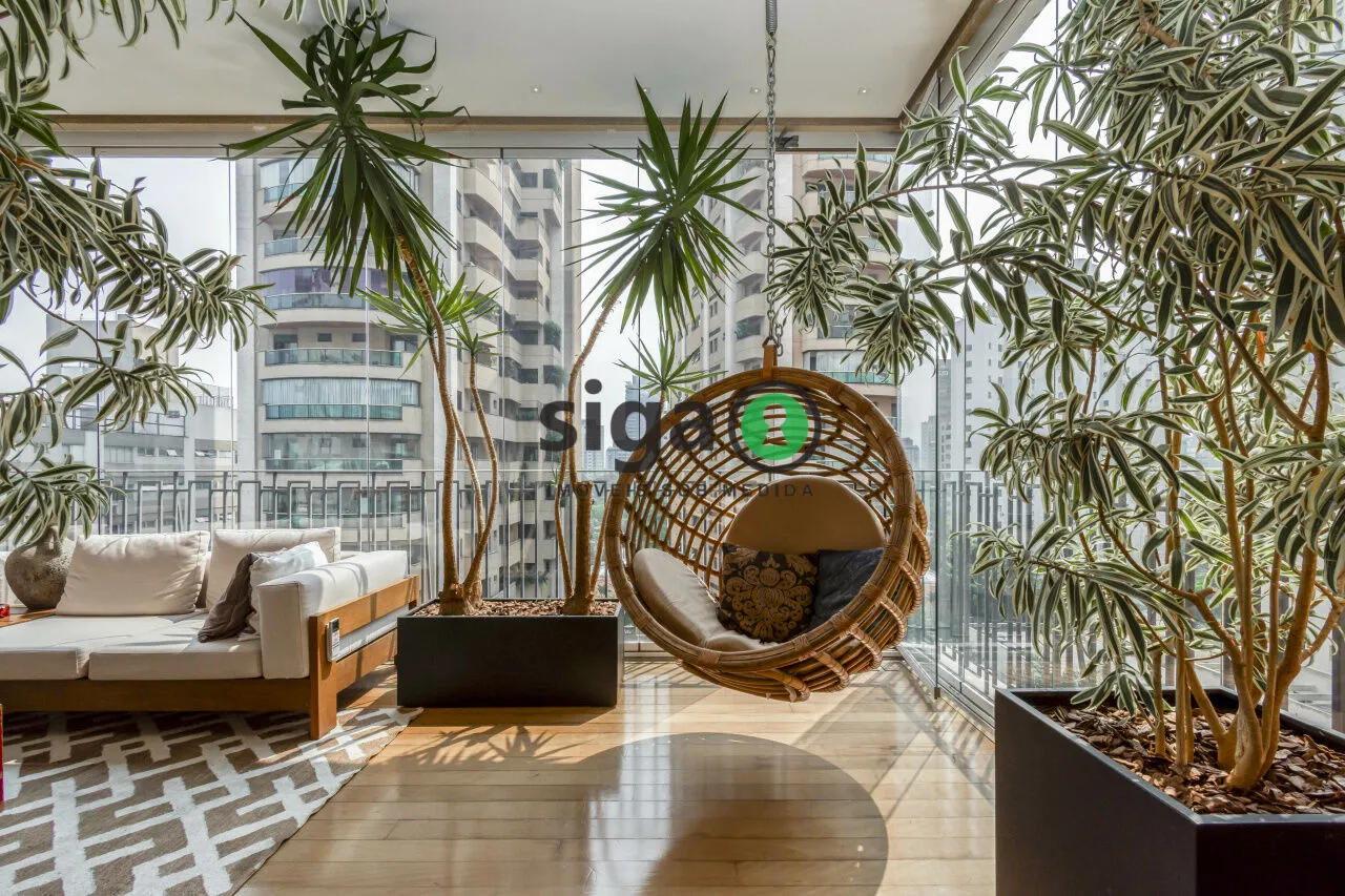 Imagem Apartamento com 4 Quartos à Venda no Itaim