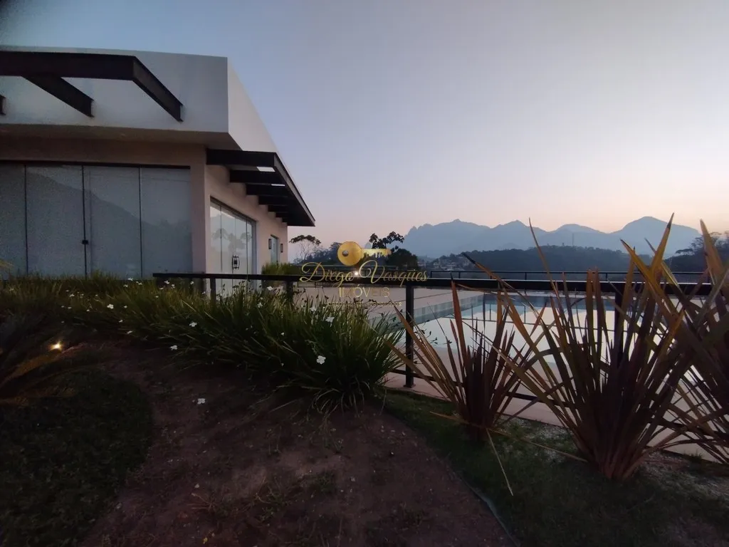 Imagem Terreno em Condomínio para Venda em Teresópolis / RJ no bairro Ermitage